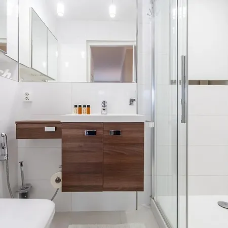 Forest - Parking - Aquapark شقة